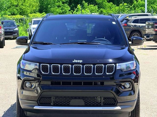 2023 Jeep Compass — side profile view