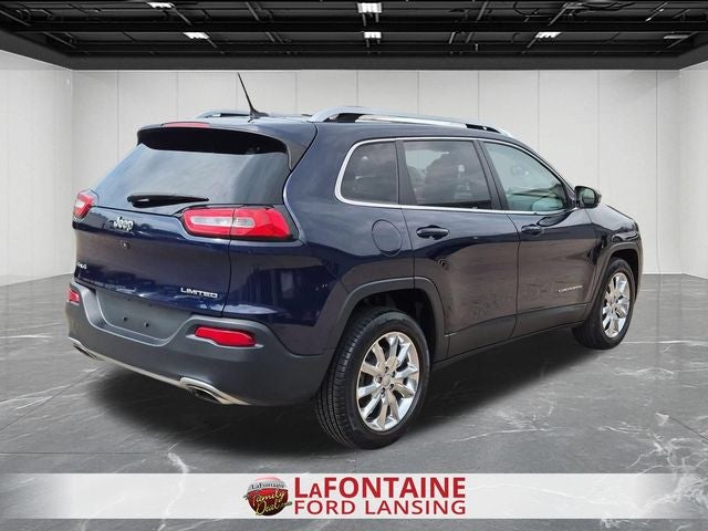 2015 Jeep Cherokee — detail view