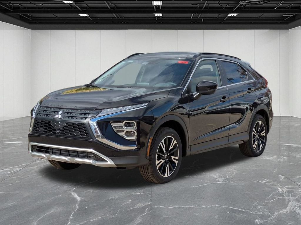2026 Mitsubishi Eclipse Cross SE in Labrador Black Pearl — front three-quarter view