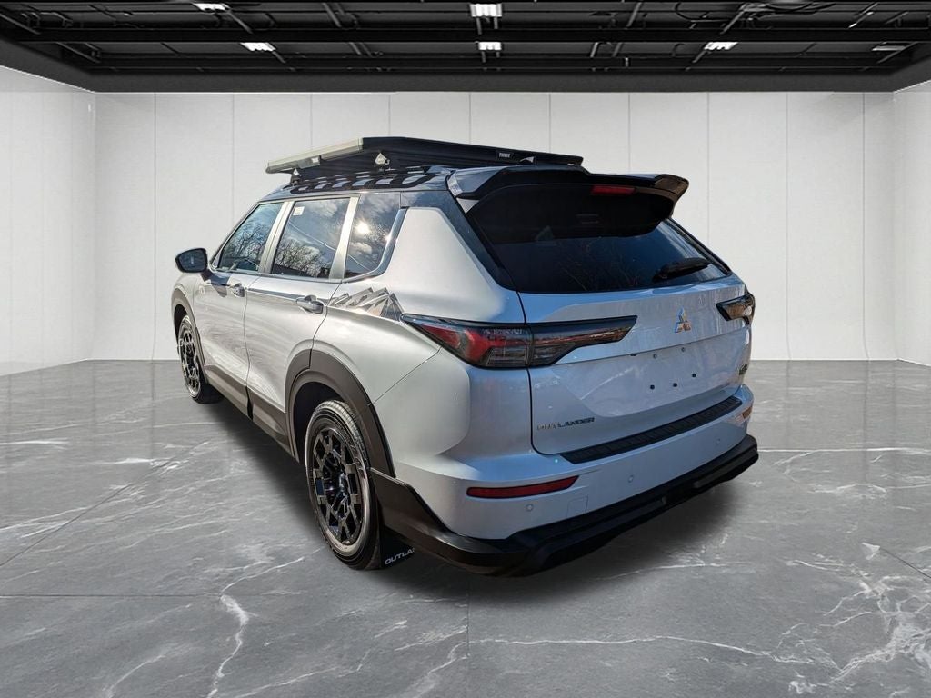 2026 Mitsubishi Outlander — rear three-quarter view