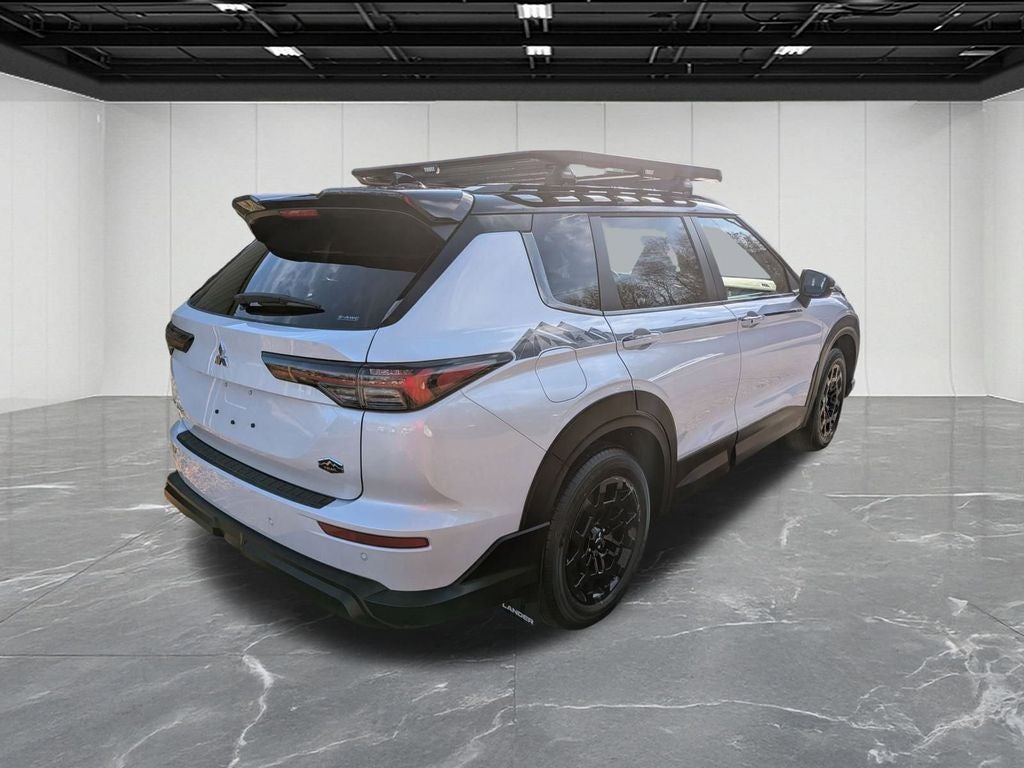 2026 Mitsubishi Outlander — detail view