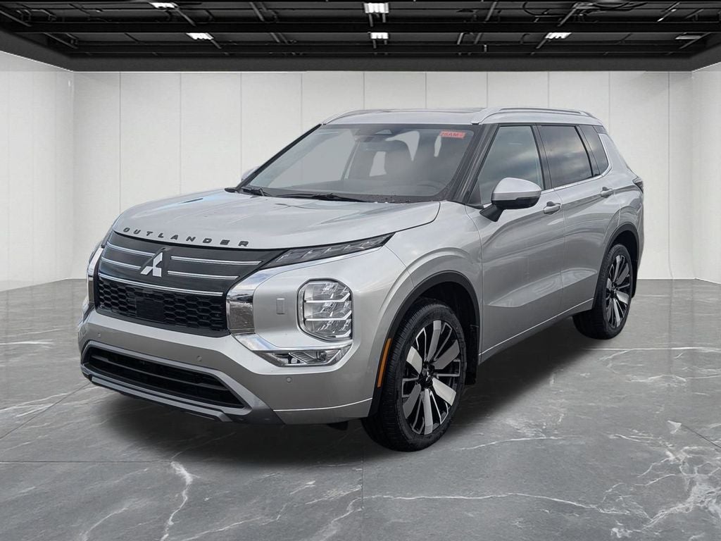 2026 Mitsubishi Outlander SEL in Alloy Silver Metallic — front three-quarter view