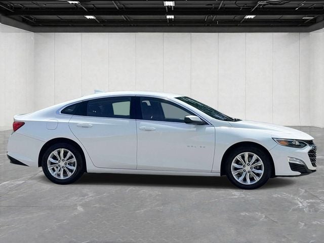 2023 Chevrolet Malibu — interior view