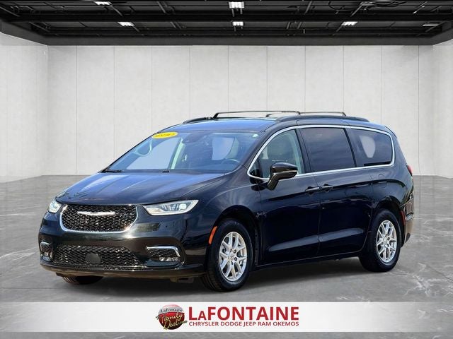 2022 Chrysler Pacifica Touring L in Brilliant Black Crystal Pearlcoat — front three-quarter view